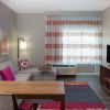 Отель La Quinta Suites Wyndham Arpt High Point, фото 5