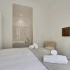 Отель Modern Apt 3bdr/3bath - Louvre Museum/Tuileries, фото 6