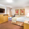 Отель Quality Inn And Suites Lethbridge, фото 4