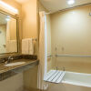 Отель Holiday Inn Express & Suites Phoenix - Glendale Sports Dist, an IHG Hotel, фото 8