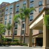 Отель Hampton Inn & Suites Anaheim Garden Grove в Гардене Гроуве