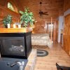 Отель Ridgecrest Drive Cabin 1606 - 1 Br cabin by RedAwning, фото 6