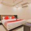 Отель Raadhe By OYO Rooms, фото 20