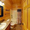 Отель 3159 Sevierville 3 Br Cabin, фото 23