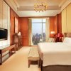 Отель DoubleTree by Hilton Hangzhou East, фото 3