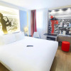 Отель Kyriad Paris Nord Porte de Saint Ouen Hotel , фото 11