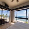 Отель Diamante Beachfront Suites, фото 14