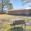 Отель Greenville Home: 2 Mi to Downtown!, фото 16