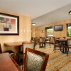 Отель Holiday Inn Express Fairfax - Arlington Boulevard, an IHG Hotel, фото 10