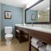 Отель Clarion Hotel & Suites, фото 8