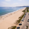 Отель Charming Studio - 1 Block to Gorgeous East Beach! Hotel Room, фото 17