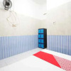 Отель OYO Life 93061 Kost Vicky Syariah, фото 8