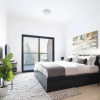 Отель Modern 1BR w/ Gorgeous Marina Views! Sleeps 3, фото 4