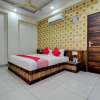 Отель OYO 18483 Hotel Olive Greens, фото 2
