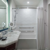 Отель Higgins Hotel, Official Hotel of The National WWII Museum, Curio Collection by Hilton, фото 28
