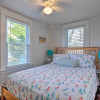 Отель Cozy Coastal Cottage: 5 Mi to Narragansett Beach!, фото 8