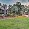 Отель Home w/ Private Courtyard - Walk to Coligny Beach!, фото 16