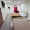 Отель OYO 89817 Hotel Sura, фото 7