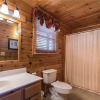 Отель Chalet of Dreams, 2 Bedrooms, Sleeps 6, Pool Table, WiFi, Hot Tub, Mtn View, фото 9