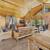 Отель Bear CUB Cabin #2069, фото 6