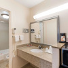 Отель Econo Lodge North, фото 8