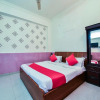 Отель Vice Roy by OYO Rooms, фото 3