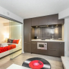Отель Execstay - Luxury Yorkville Suites, фото 33