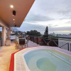 Отель Beachside Manor - 8 Bed Villa 2 Mins From Beach, фото 21
