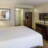 Отель Hilton Garden Inn Hampton Coliseum Central, фото 28