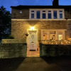 Отель Stunning Two Bedroom Cottage in Honley, фото 1