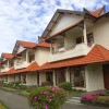 Отель Sinabung Resort Hotel, фото 1