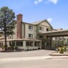 Отель Days Inn and Suites East Flagstaff во Флагстафф