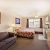 Отель Hideaway Inn, фото 2