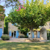 Отель Très beau Mas Provençal avec Piscine Privée Chauffée située aux Vignères, en campagne proche de l'Is, фото 1