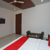 Отель OYO 15839 Hotel Queen Palace, фото 2