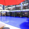Отель RedDoorz Plus @ Pangkung Sari Seminyak, фото 11