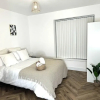 Отель Birmingham City -No Deposit Required- Free Parking, фото 3