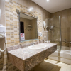 Отель AMC Royal Hotel & Spa, фото 8
