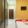Отель RedDoorz Syariah near Jam Gadang Bukittinggi 2, фото 6