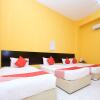 Отель De Lodge Hotel by OYO Rooms, фото 3