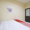 Отель OYO 1075 Rumah Indah Losari Inn, фото 2