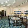 Отель Le Meridien Dubai Hotel & Conference Centre, фото 31