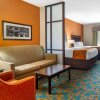 Отель Comfort Suites Knoxville West - Farragut, фото 25