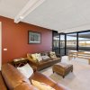 Отель Accommodate Canberra - Dockside, фото 33