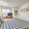 Отель Condo w/ Community Hot Tub - 11 Mi to Keystone!, фото 4