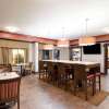 Отель La Quinta Inn & Suites by Wyndham Pigeon Forge, фото 18
