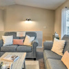 Отель Charming Anchorage Townhouse w/ Fire Pit!, фото 2