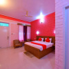Отель OYO 12444 Sunshine Resort, фото 3