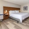 Отель Holiday Inn Express Hotel and Suites Statesville, an IHG Hotel, фото 6