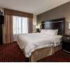 Отель Hampton Inn & Suites by Hilton Lethbridge, фото 5